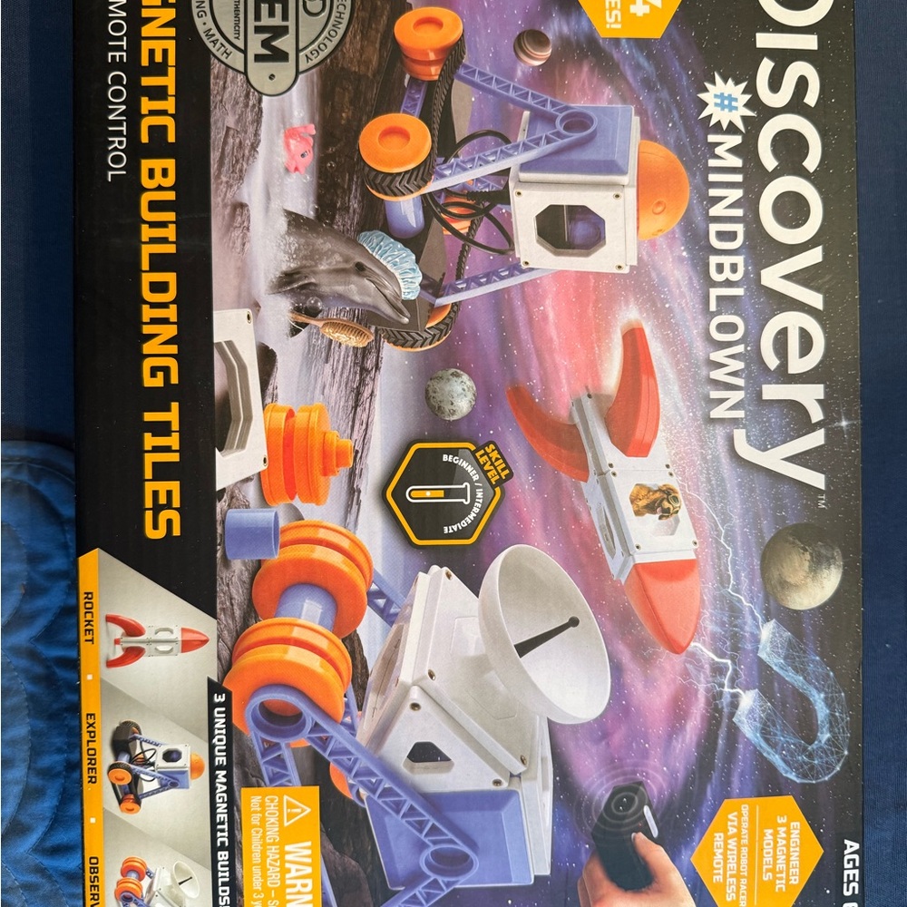 Discovery Mindblown Magnetic Building Tiles - Purple, Orange, and White